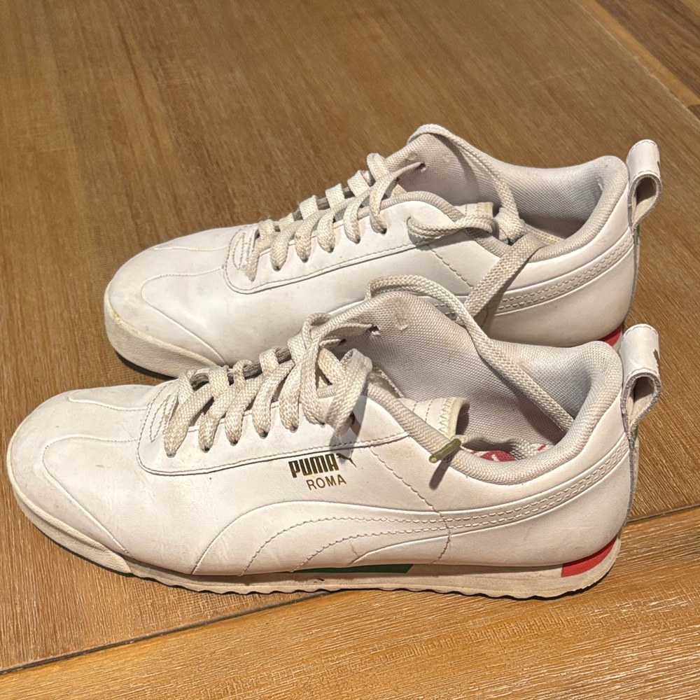 Puma Roma Women’s White Sneakers